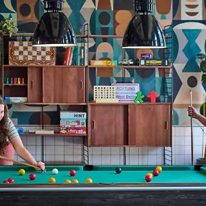 https://one-80-hostel.find-berlin-hotels.com